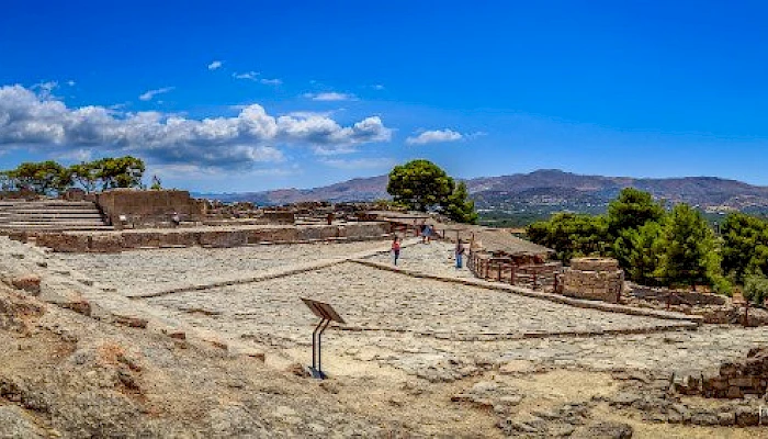 Minoan Palace Phaistos Tour